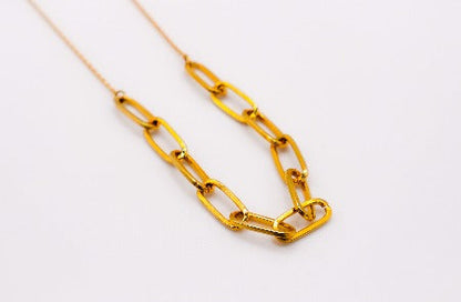 Golden Elegance Chain Necklace-2