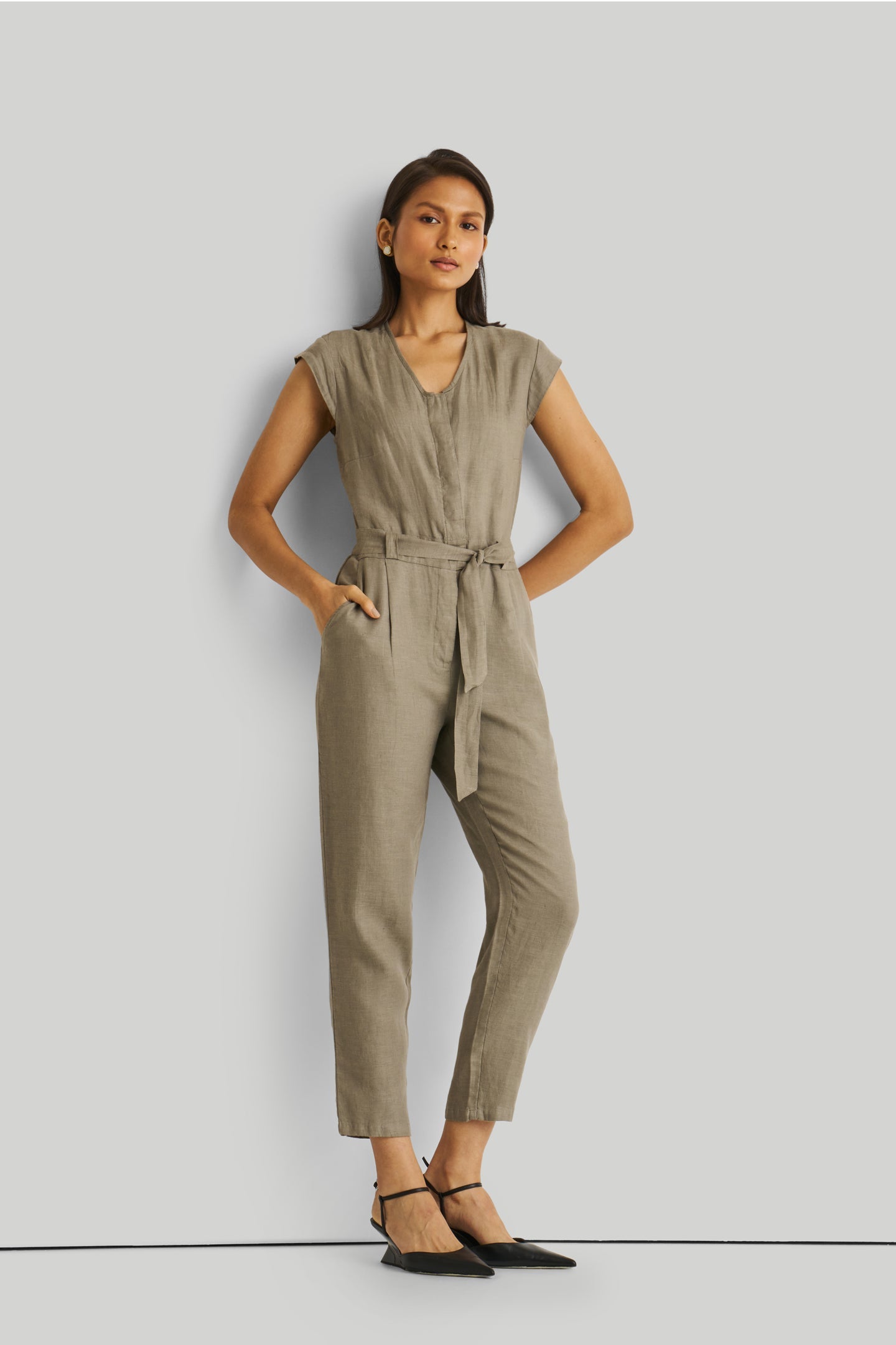 Evening Chai Jumpsuit in Dark Green-4