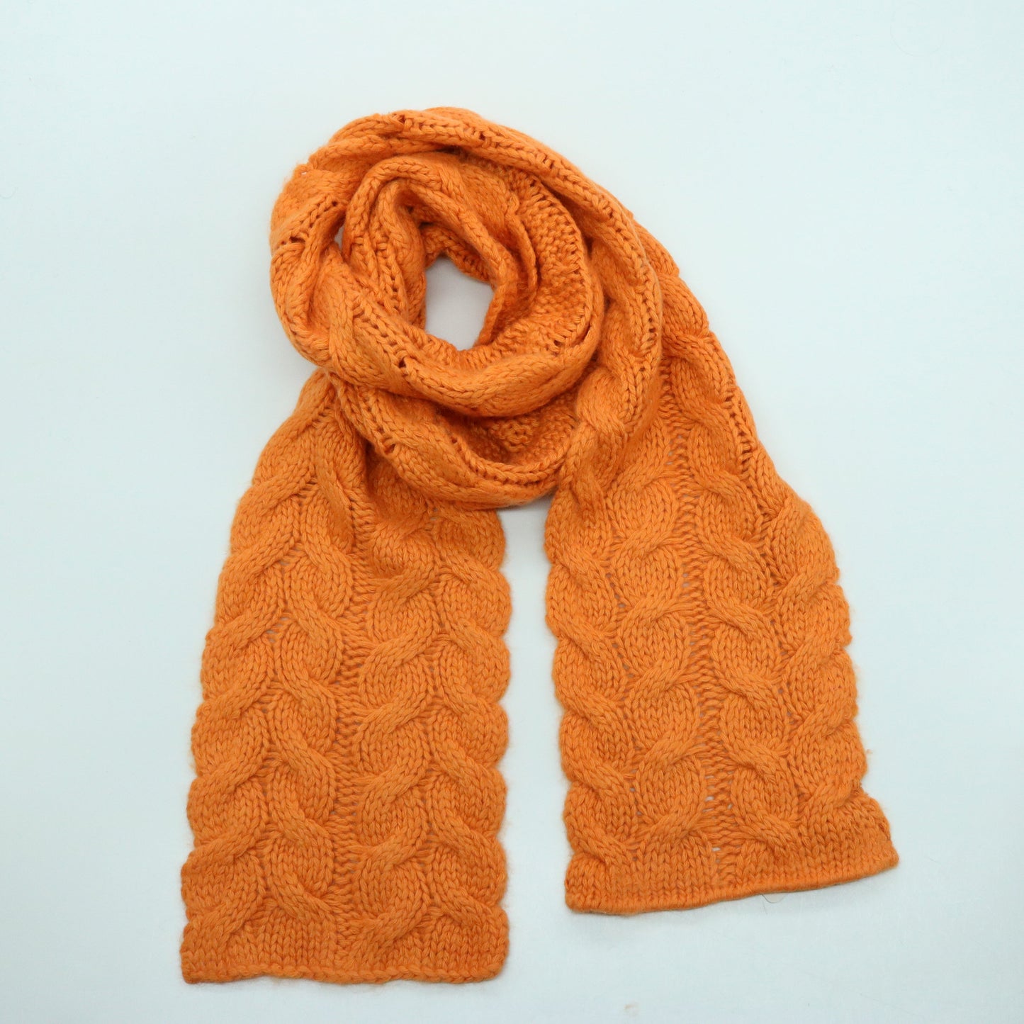 SCARF IN CABLES DESIGN-3