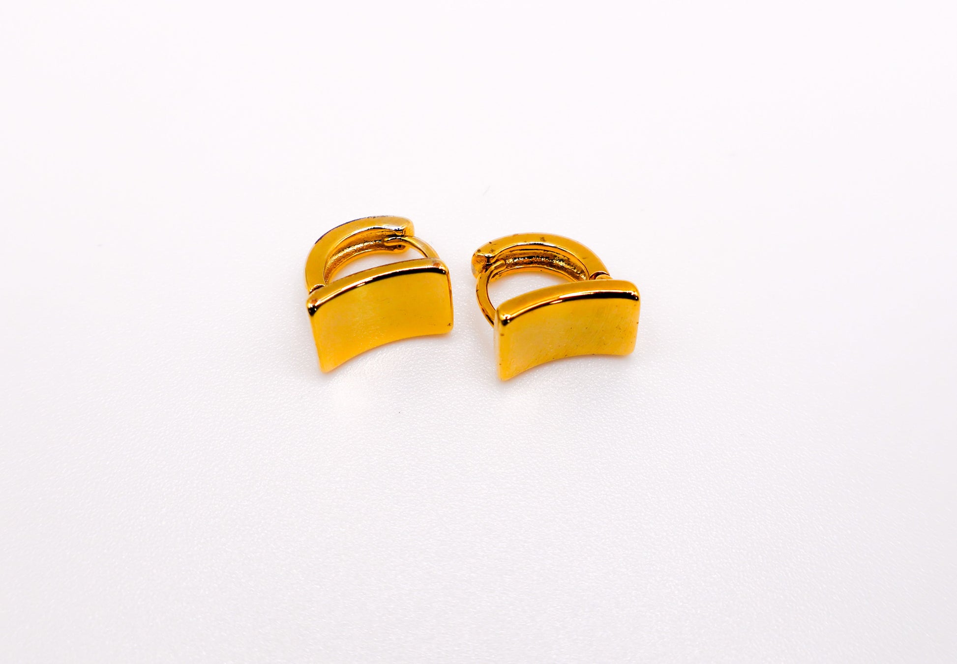 Golden Lock Rectangle Earrings-4