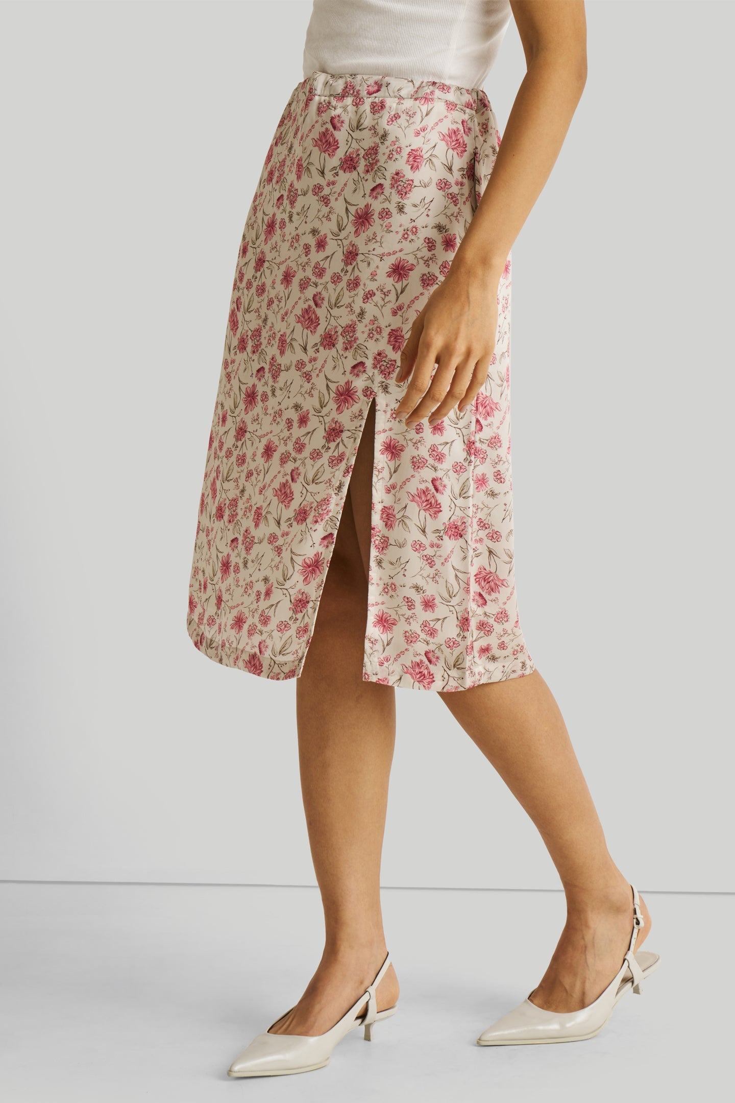 Brunch Skirt in Pink Florals-4