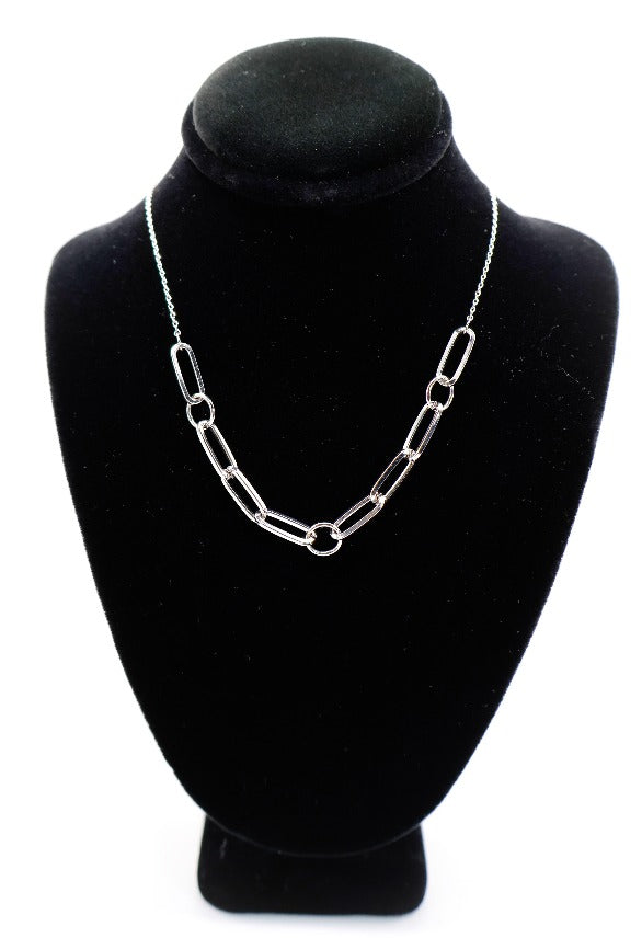 Silver Serenity Chain Necklace-1