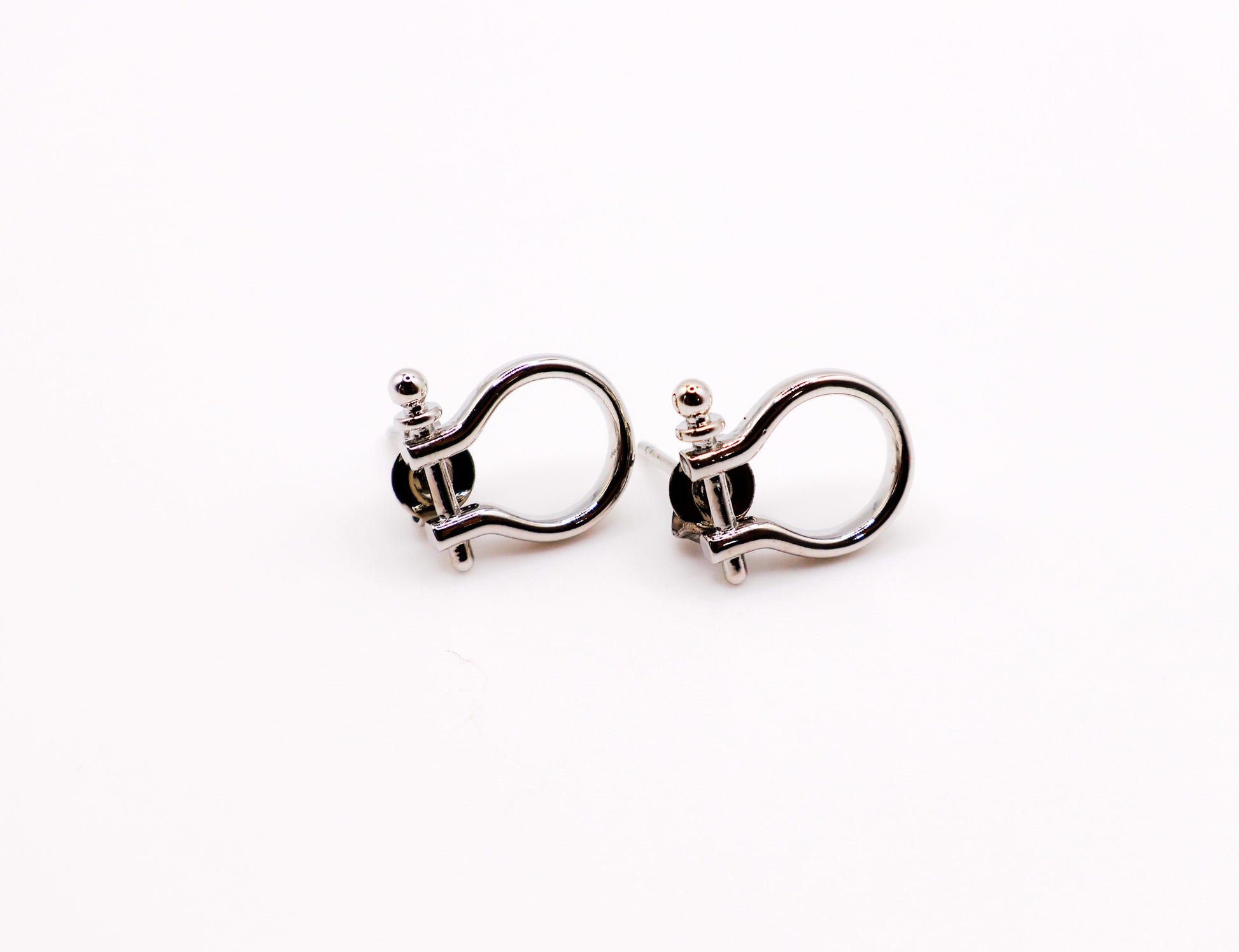 Whimsical White Gold Horseshoe Earrings-2