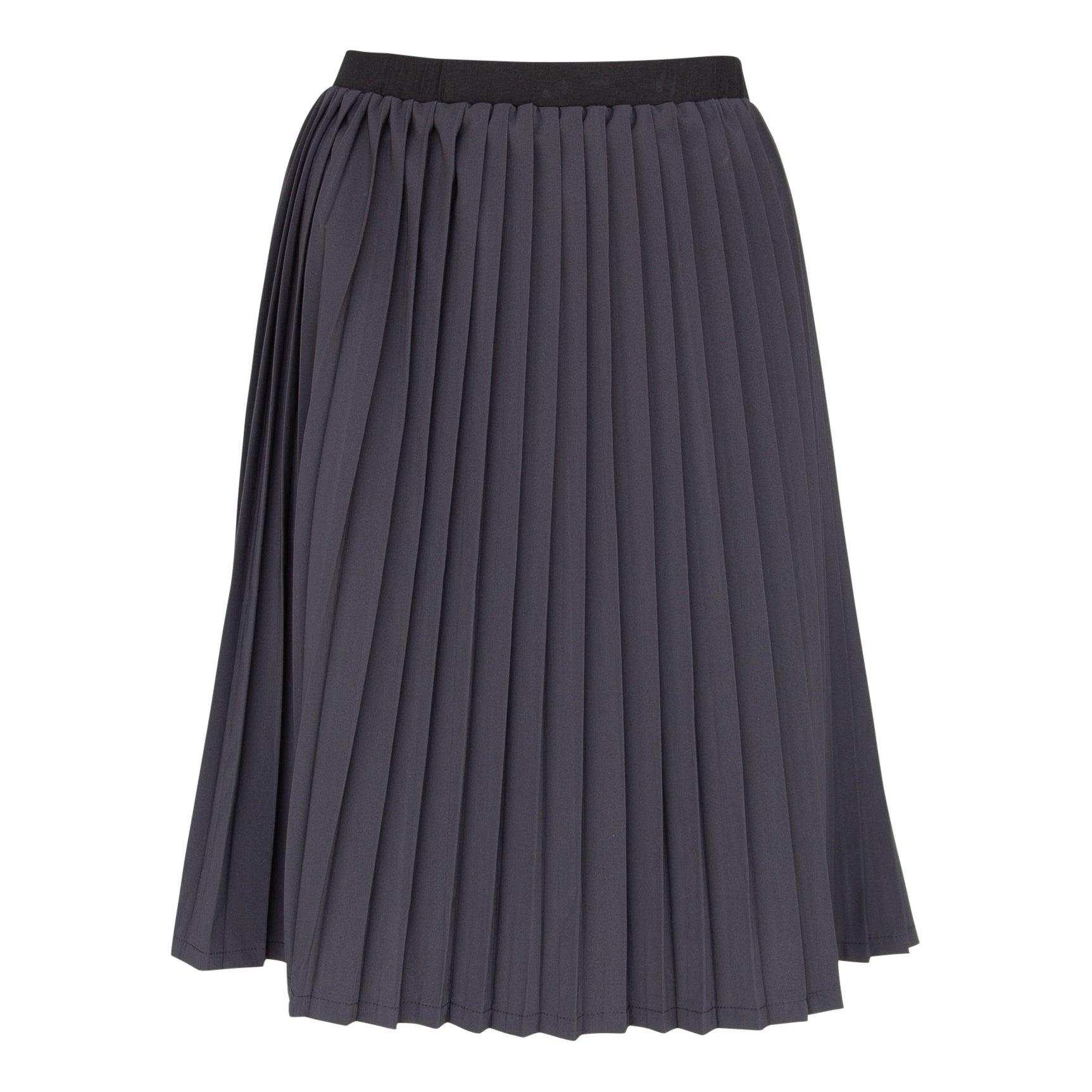 Luxe Black Pleated Skirt-4