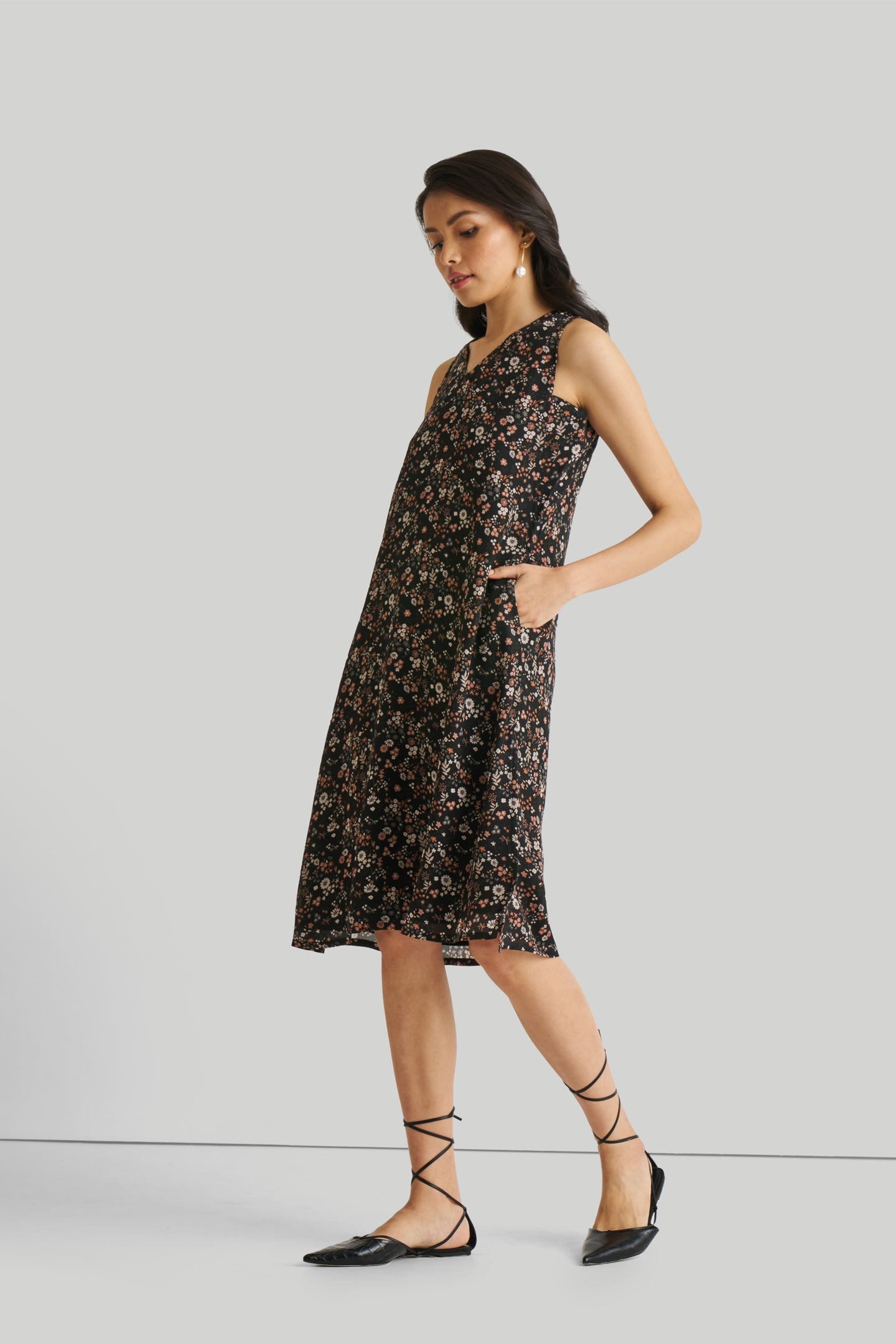 Reading Tea Leaves Dress in Black Florals-3