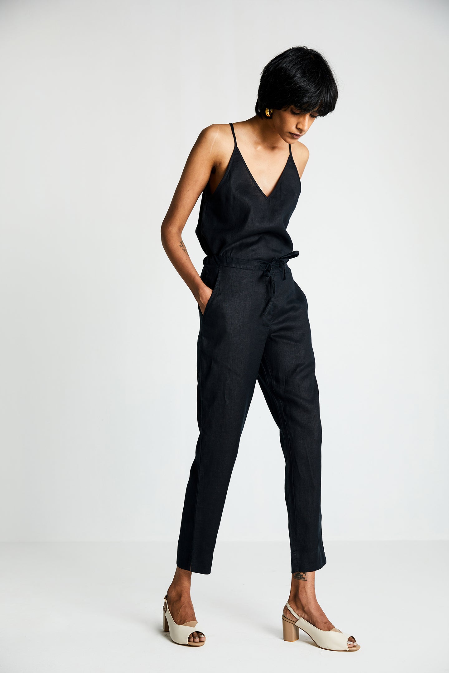 The Goes with Everything Pant in Black-4