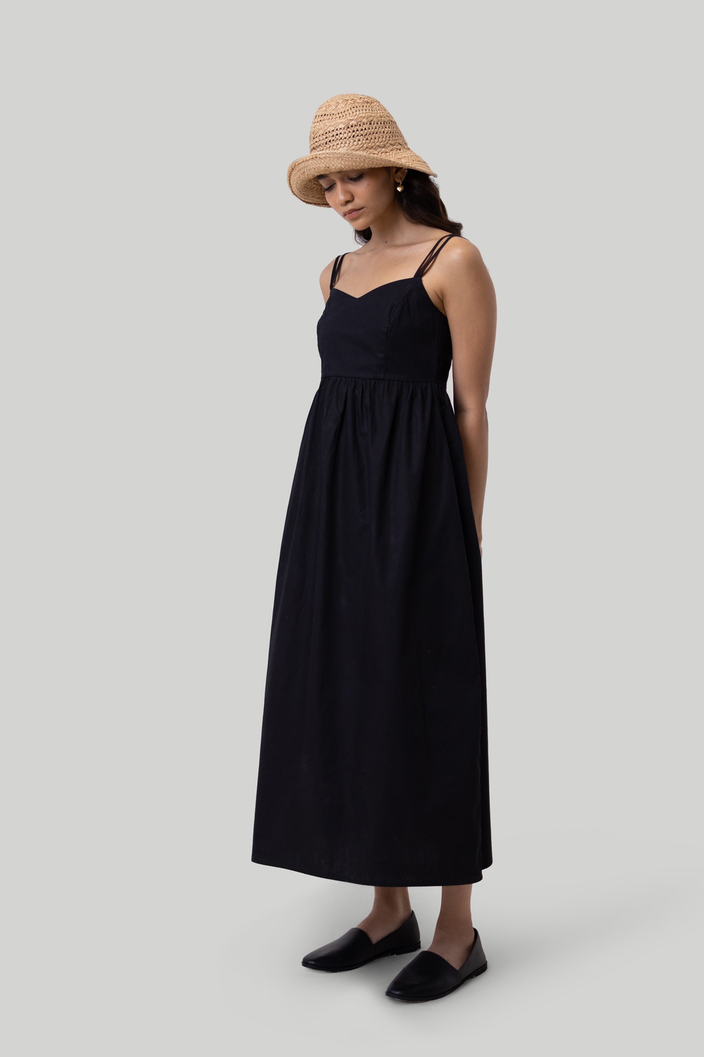 Strappy Gathered Midi Dress in Black-4