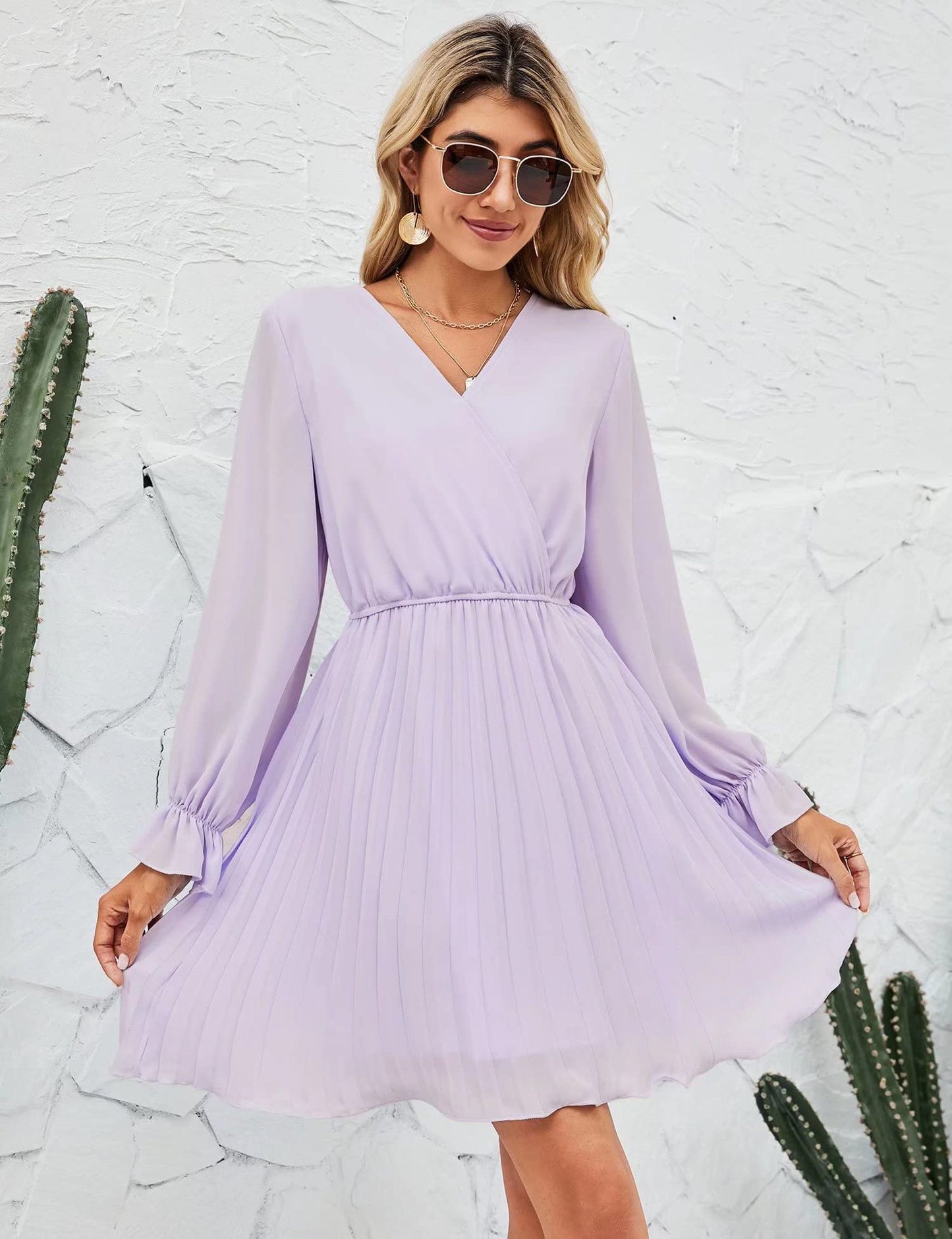 V neck Pleated Long Sleeve Mini Dress