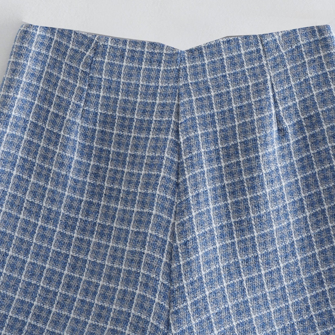 High-Waisted Linen Checkered Travel Shorts for Women