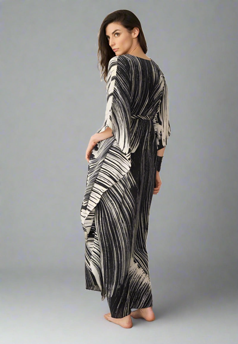 Black and white abstract pattern kaftan